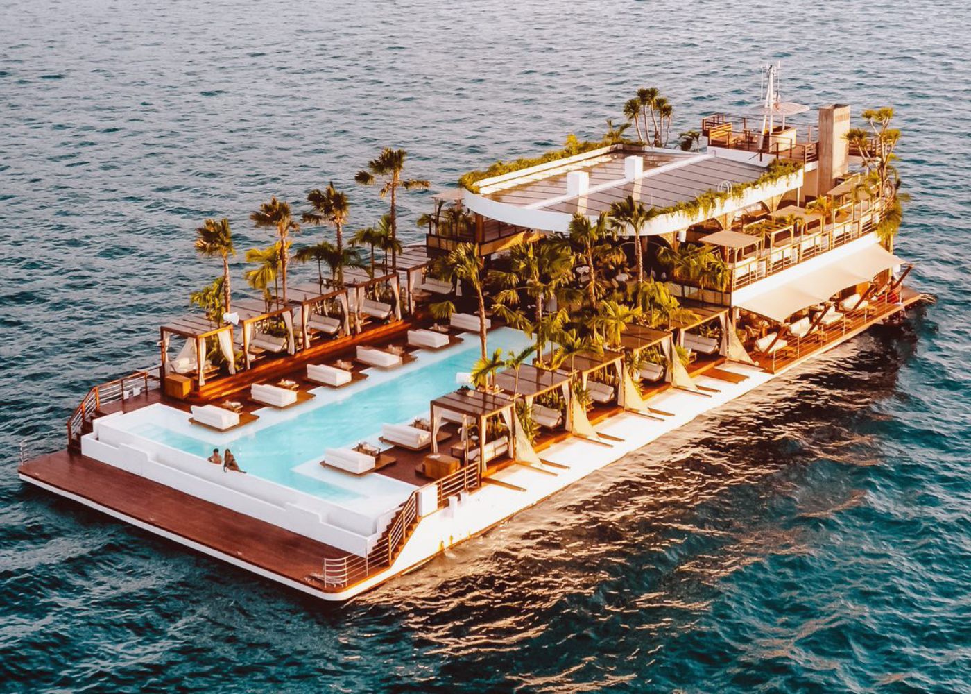 luxury catamaran phuket